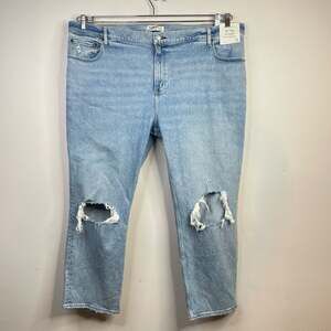 Abercrombie Fitch 90s Straight Ultra High Rise Distressed Light Jeans 37 24 new